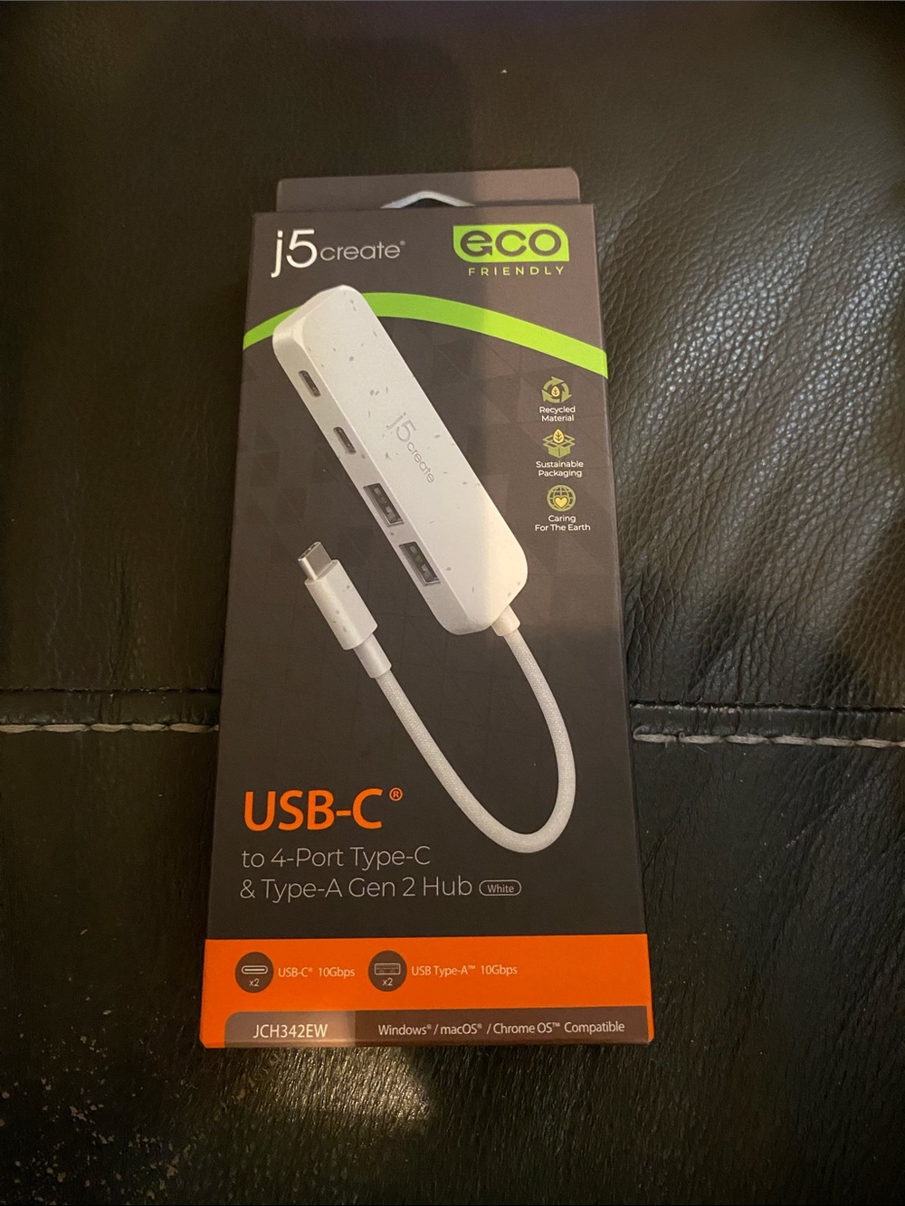 White USB-C 4-Port Hub — Type-C & Type-A Expansion